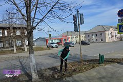 В Шиханах продолжаются субботники