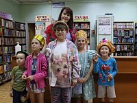 «Сказбука» подарила юным шиханцам веселое настроение