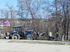 Субботник в Шиханах - это добрая традиция