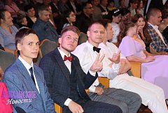 Шиханские выпускники попрощались со школой