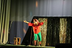 Спектакль «Не все то золото, что блестит» показали в Дворце Культуры «Корунд»